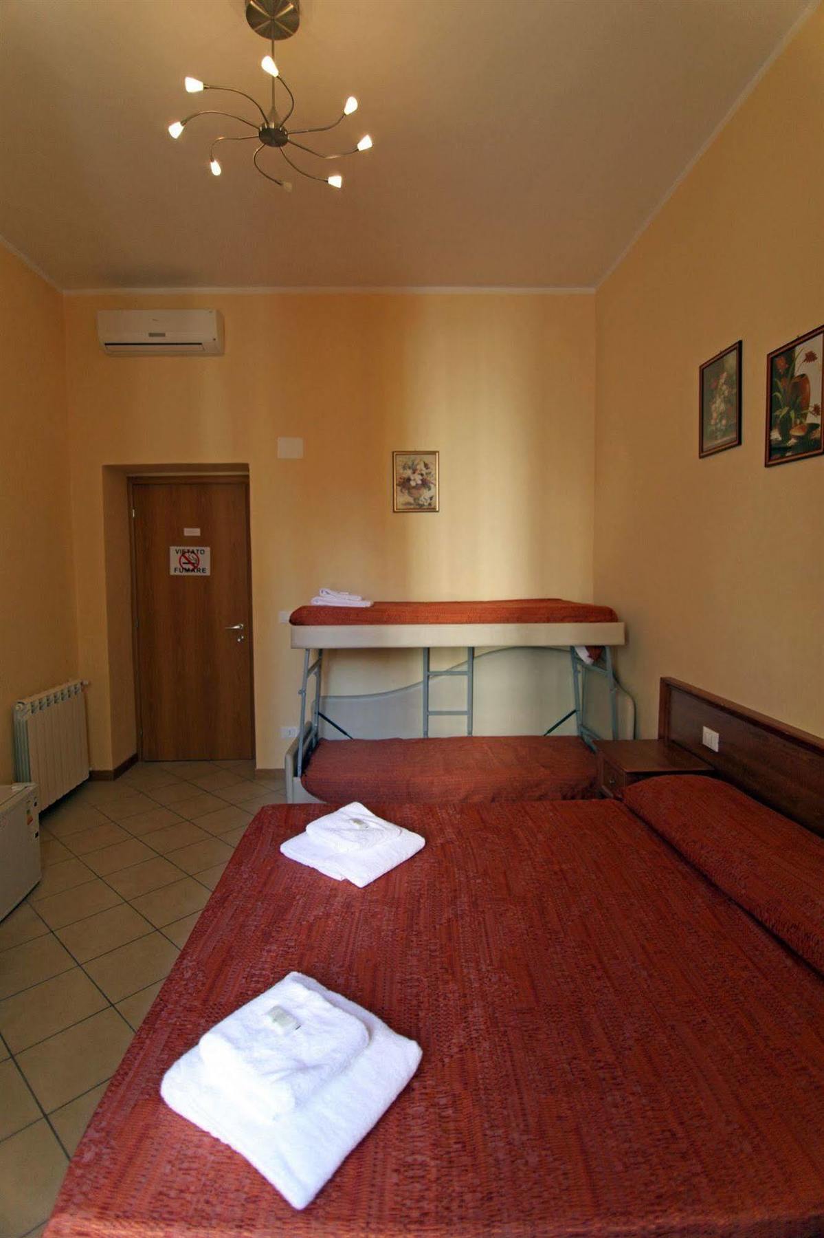 Stella Elsa Hotel Rome Exterior photo